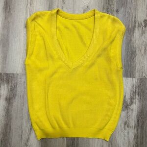 YELLOW SWEATER VEST